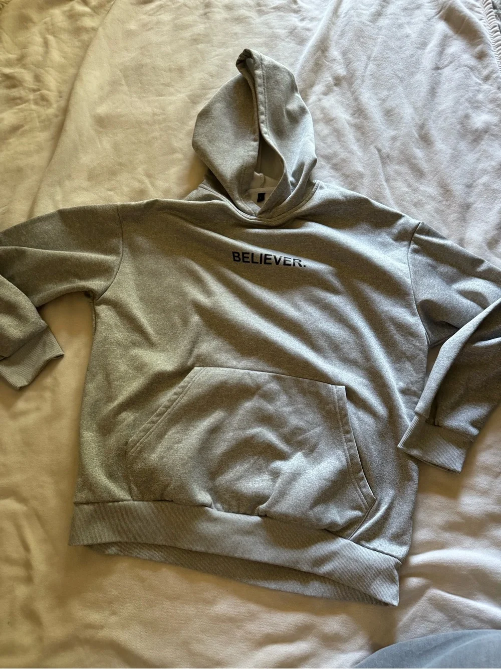 Men's Gray Hooded Sweatshirt - Classic Pullover